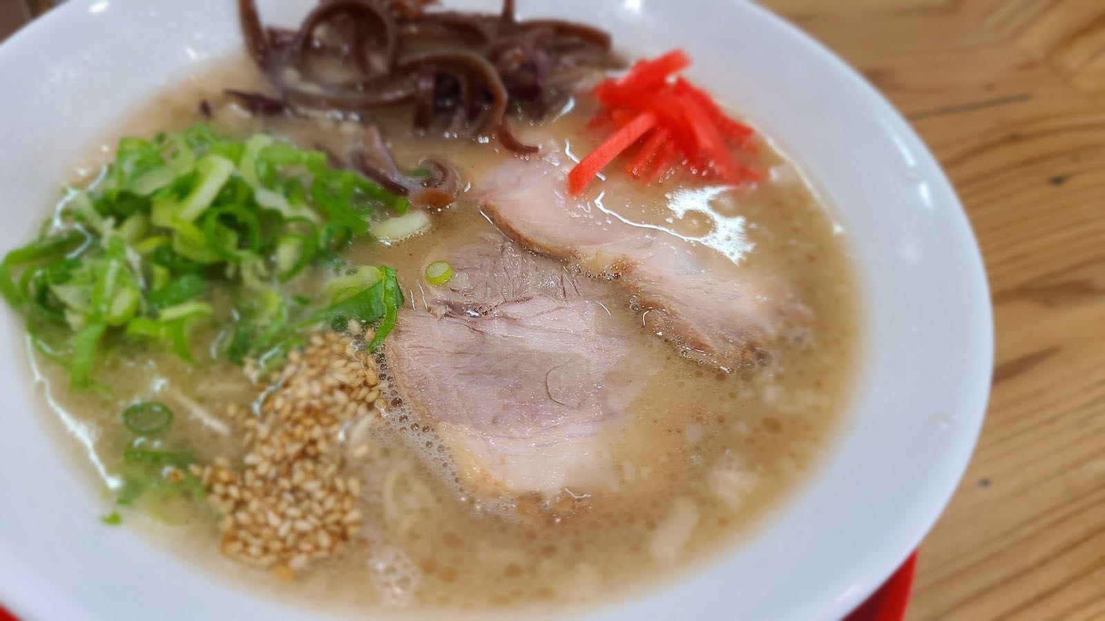 豚骨スープのラーメン